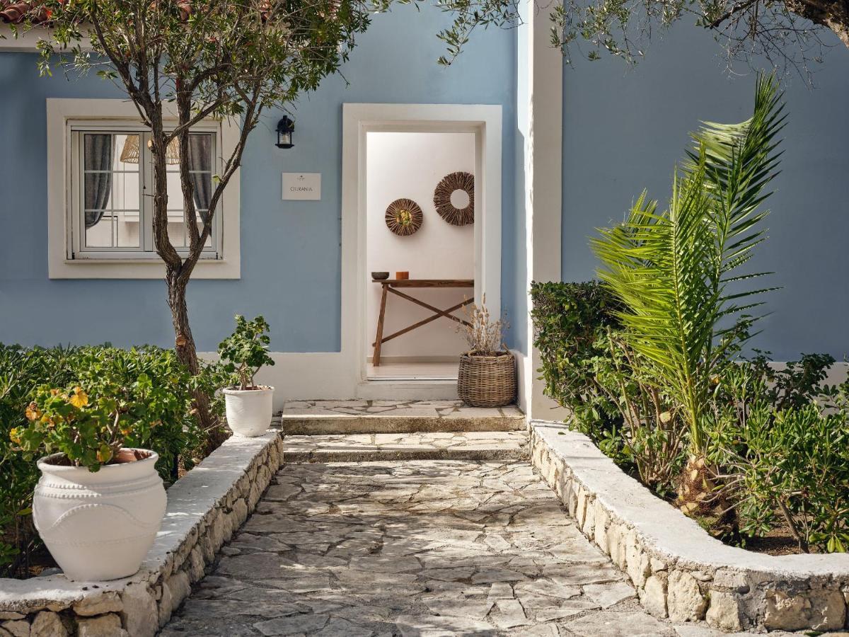 Periyali With Private Pools Villa