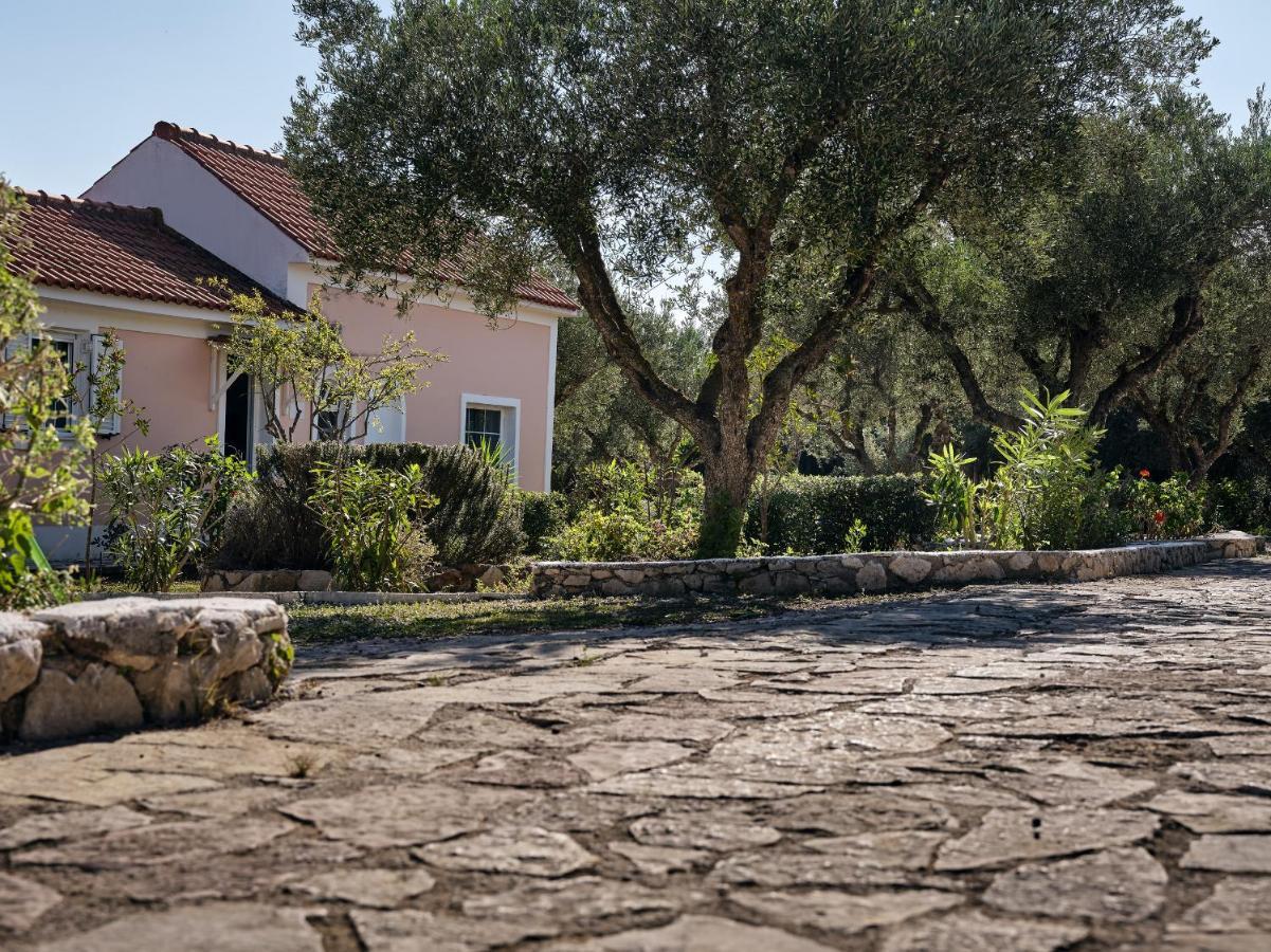Vilă Periyali With Private Pools Vasilikí
